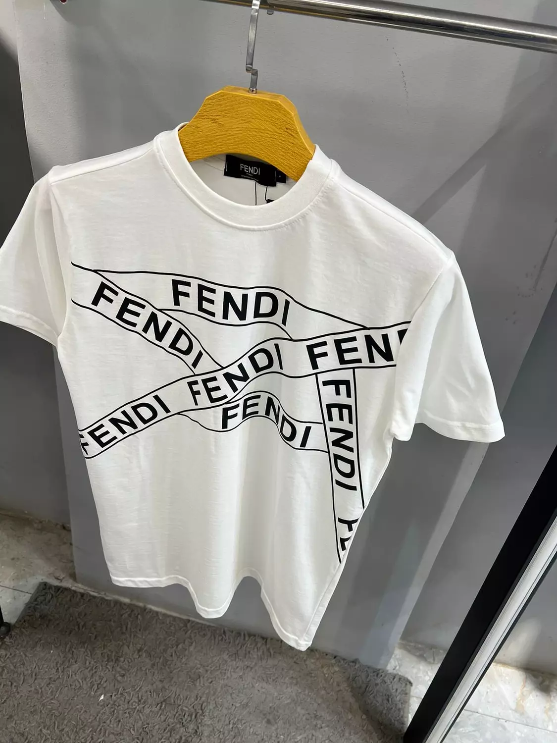 FENDI TSHIRT / 1487 5