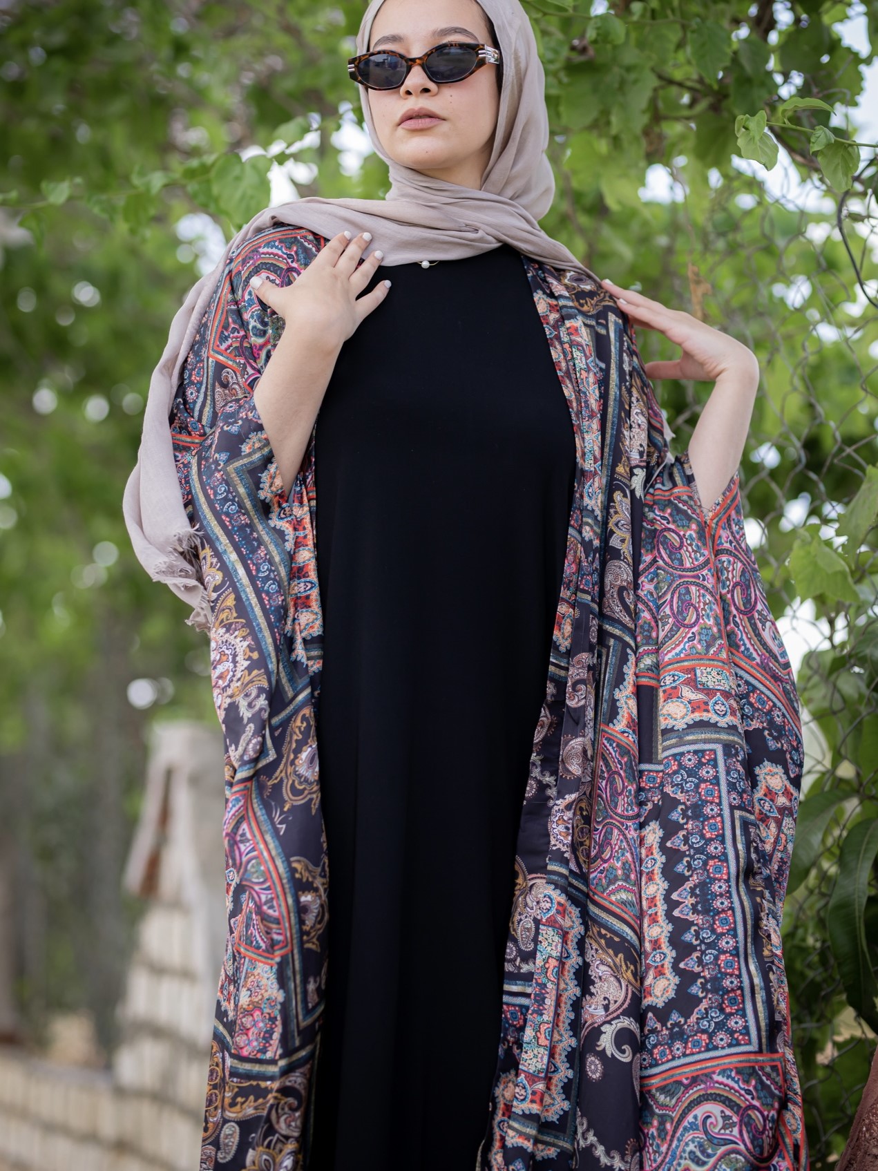 <h3 style="text-align: justify"><span style="color: #333C29FF">Cardigans</span></h3>