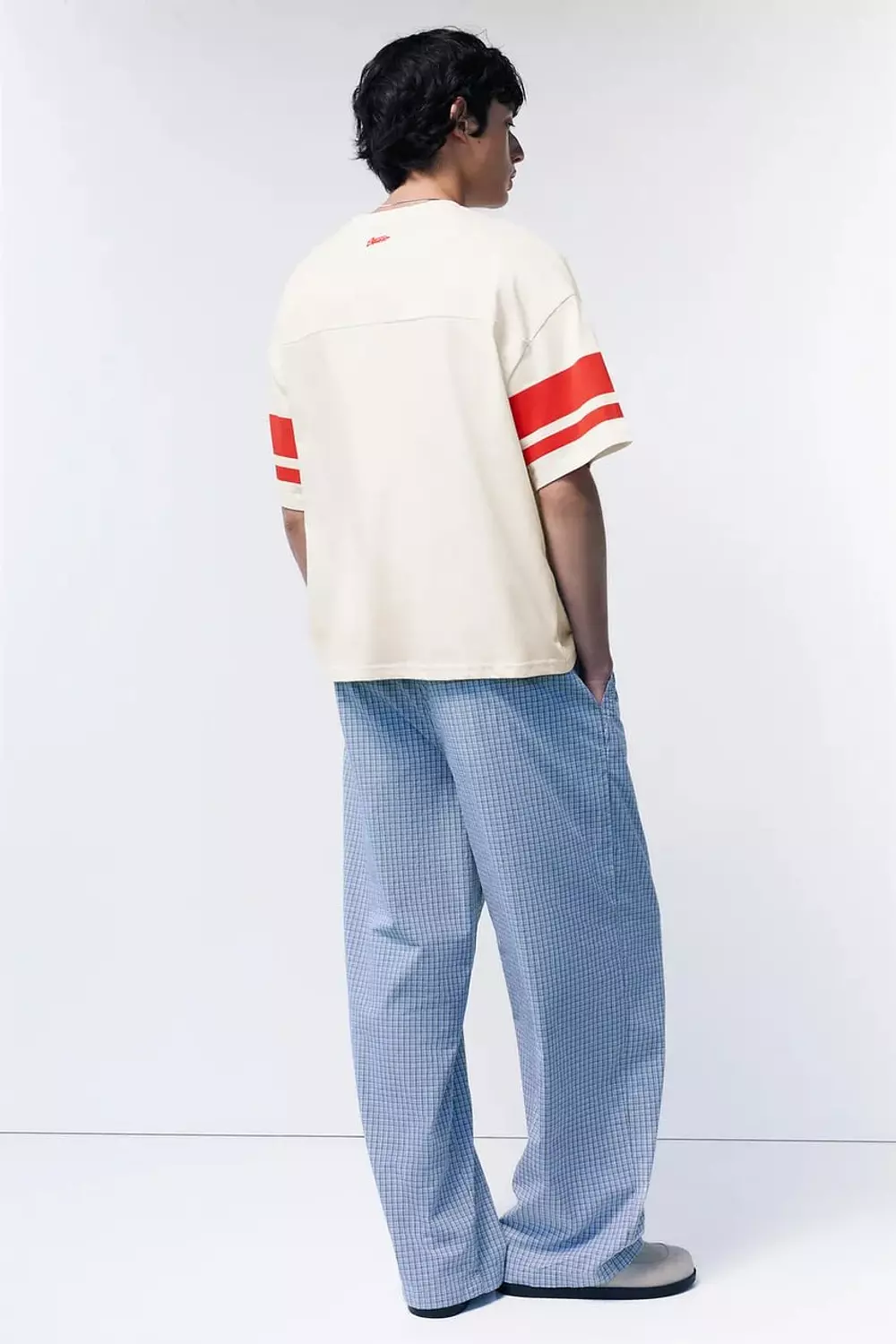 PULL&BEAR VARSITY 91 EMBROIDERED  T-SHIRT  18