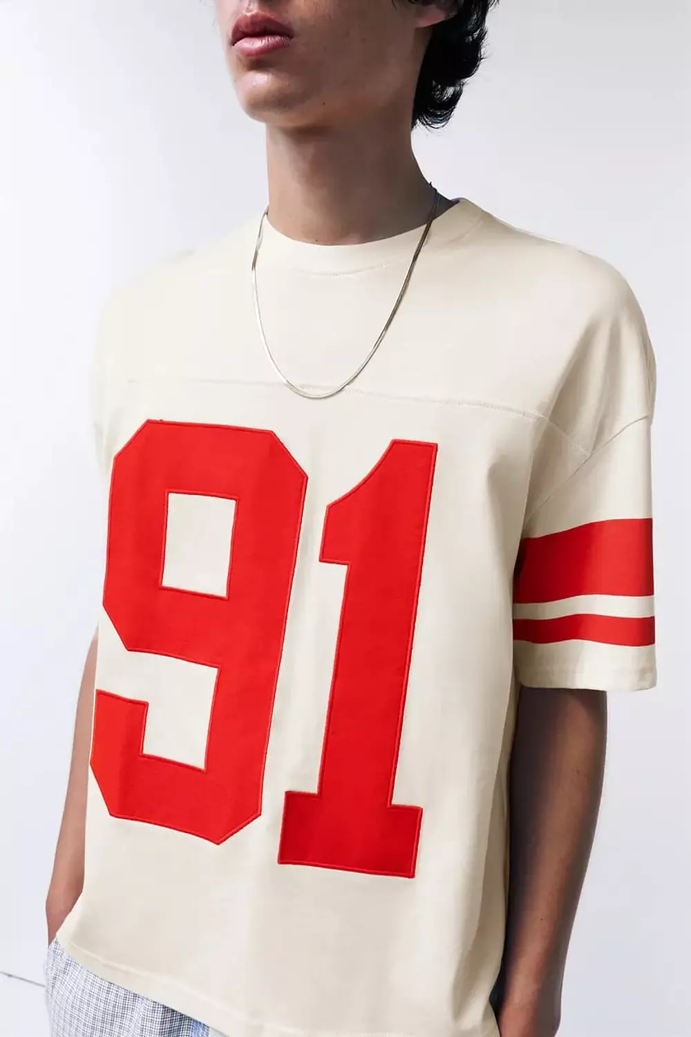 PULL&BEAR VARSITY 91 EMBROIDERED  T-SHIRT  13