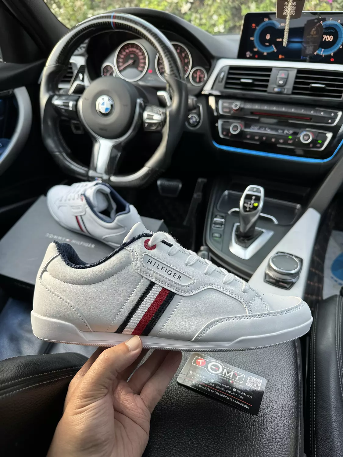 TOMMY HILFIGER