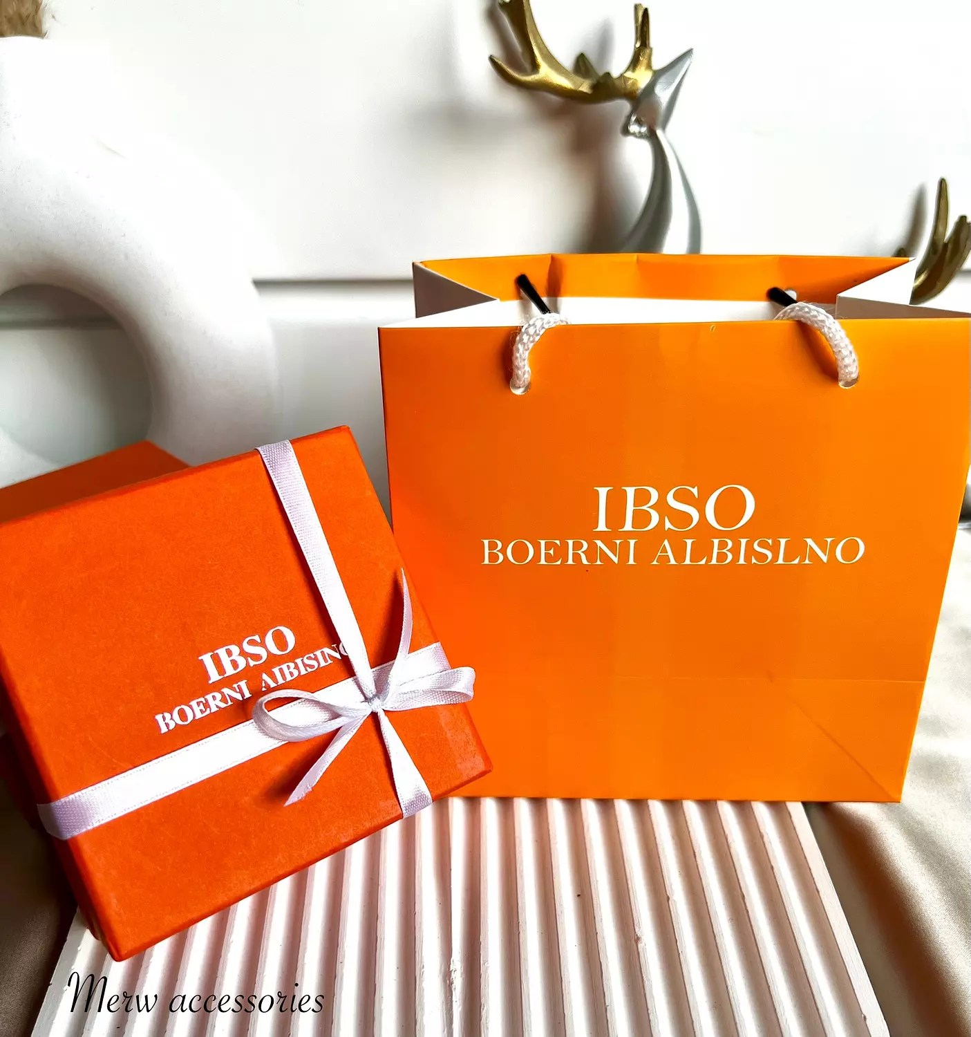 White square original IBSO women watch without bangle  3