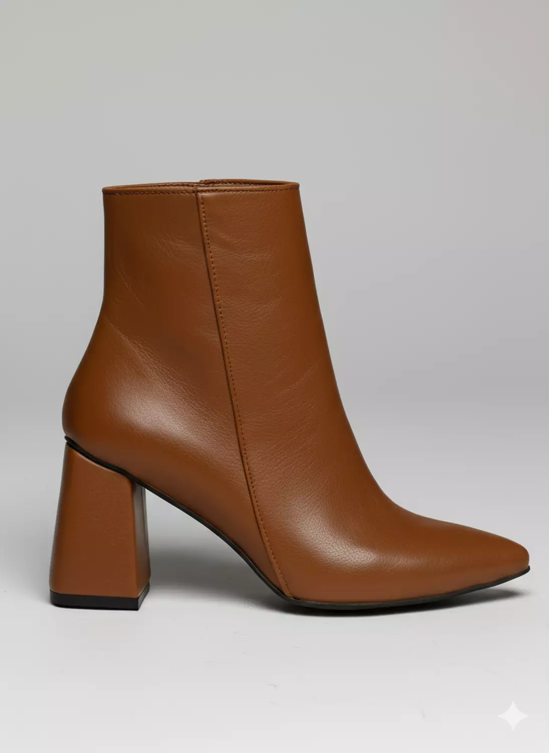 Stylish Leather Ankle Boots – Medium Heel, Side Zipper 12