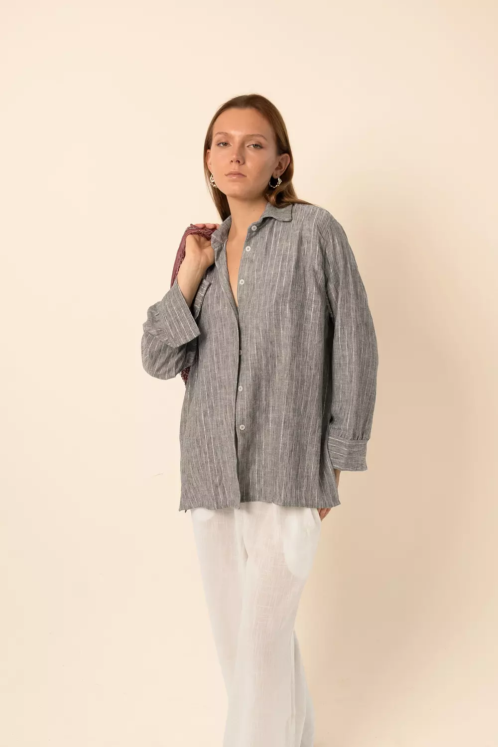 Oversized Shirt in silver Stripes - Dark Grey 4