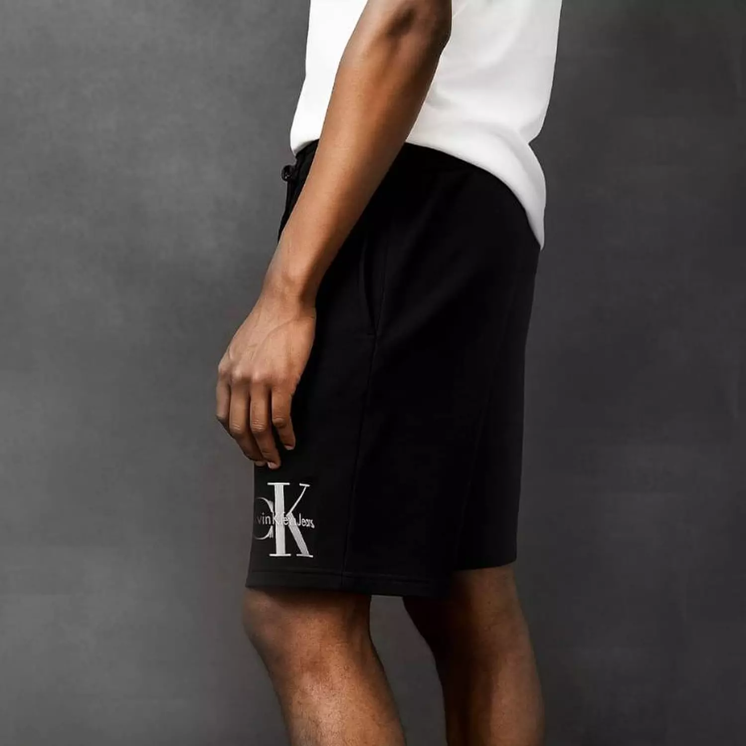 Short Ck Basic  hover image