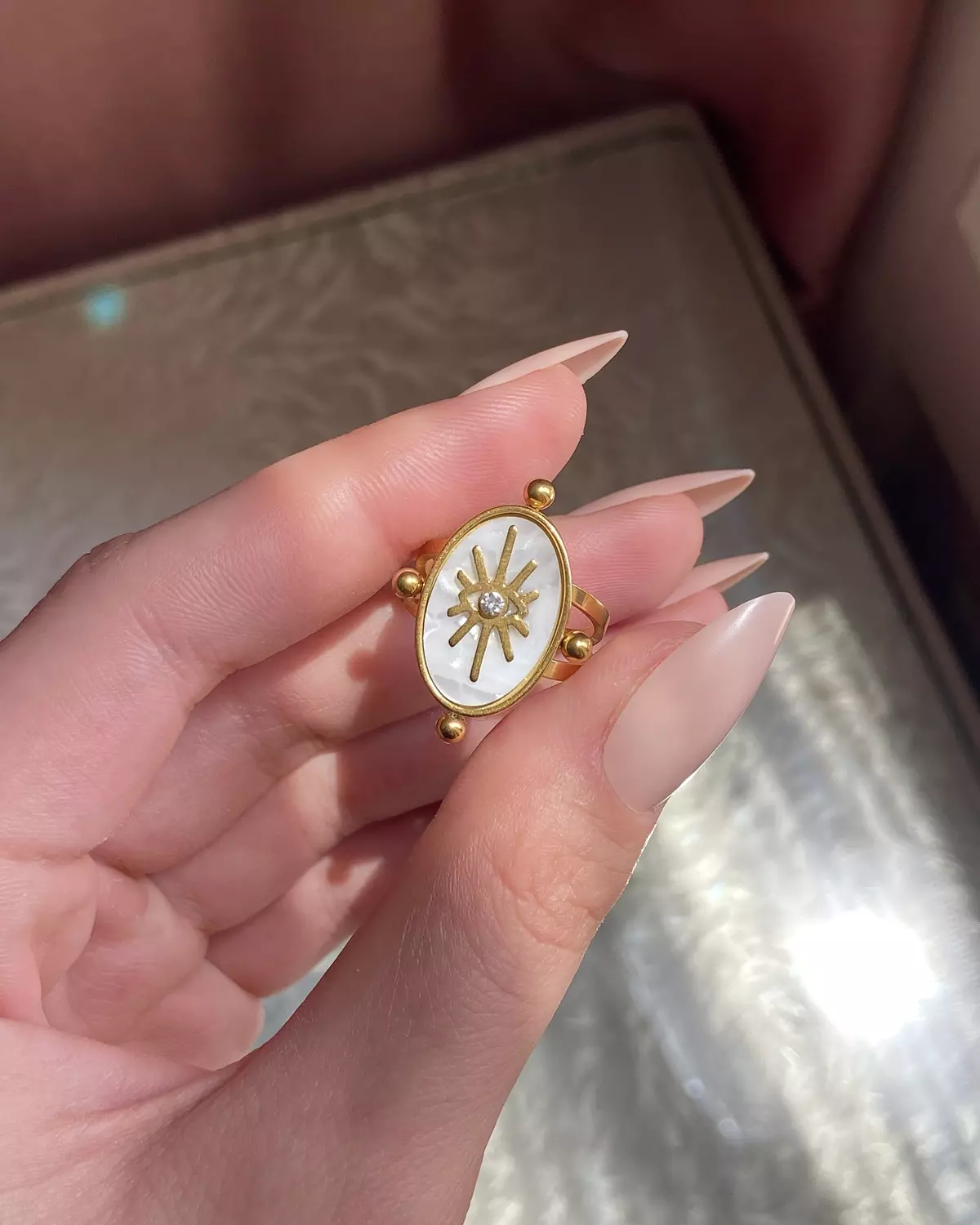 Oval Mother of Pearl Ring with Sun Ray Design ☀️ 2