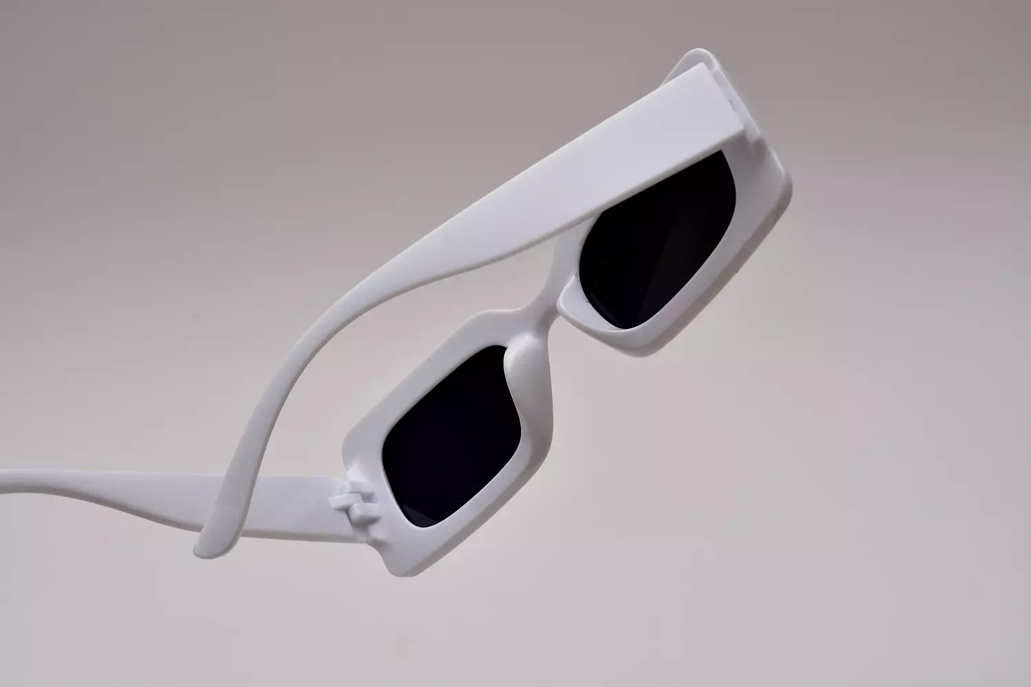 basic sunglasses 6
