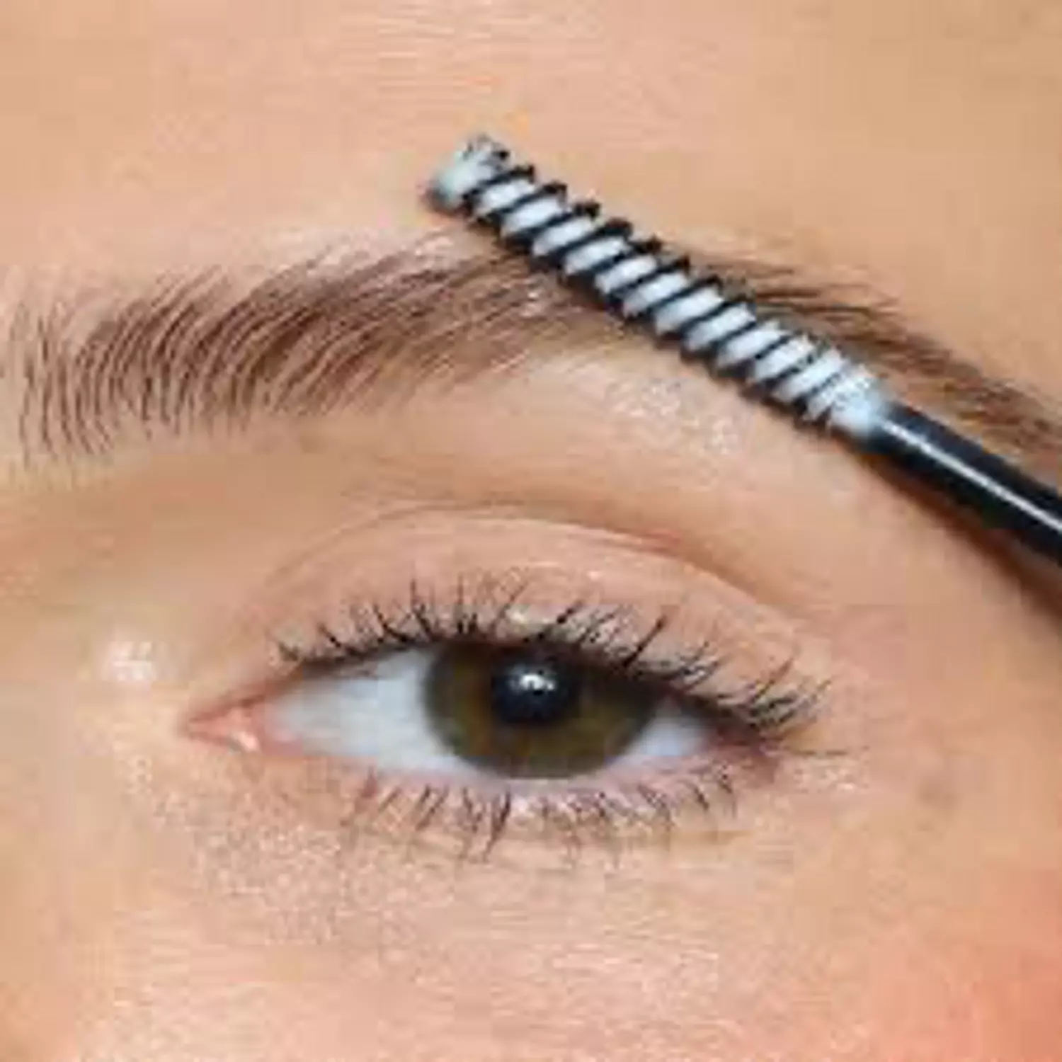 REFY Brow Sculpt Shape and Hold Gel with Lamination Effect 7