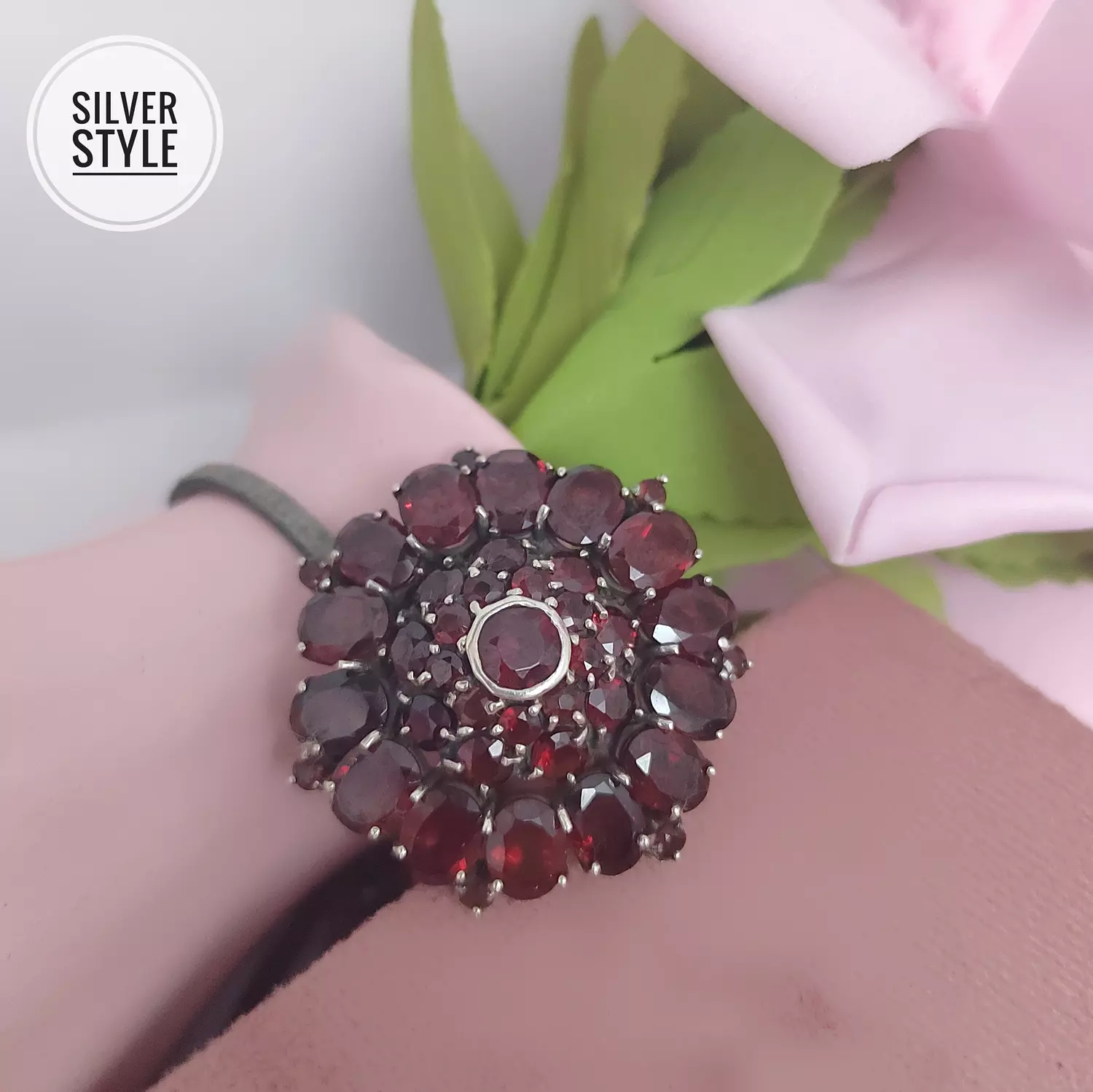 Classic Garnet stones  image