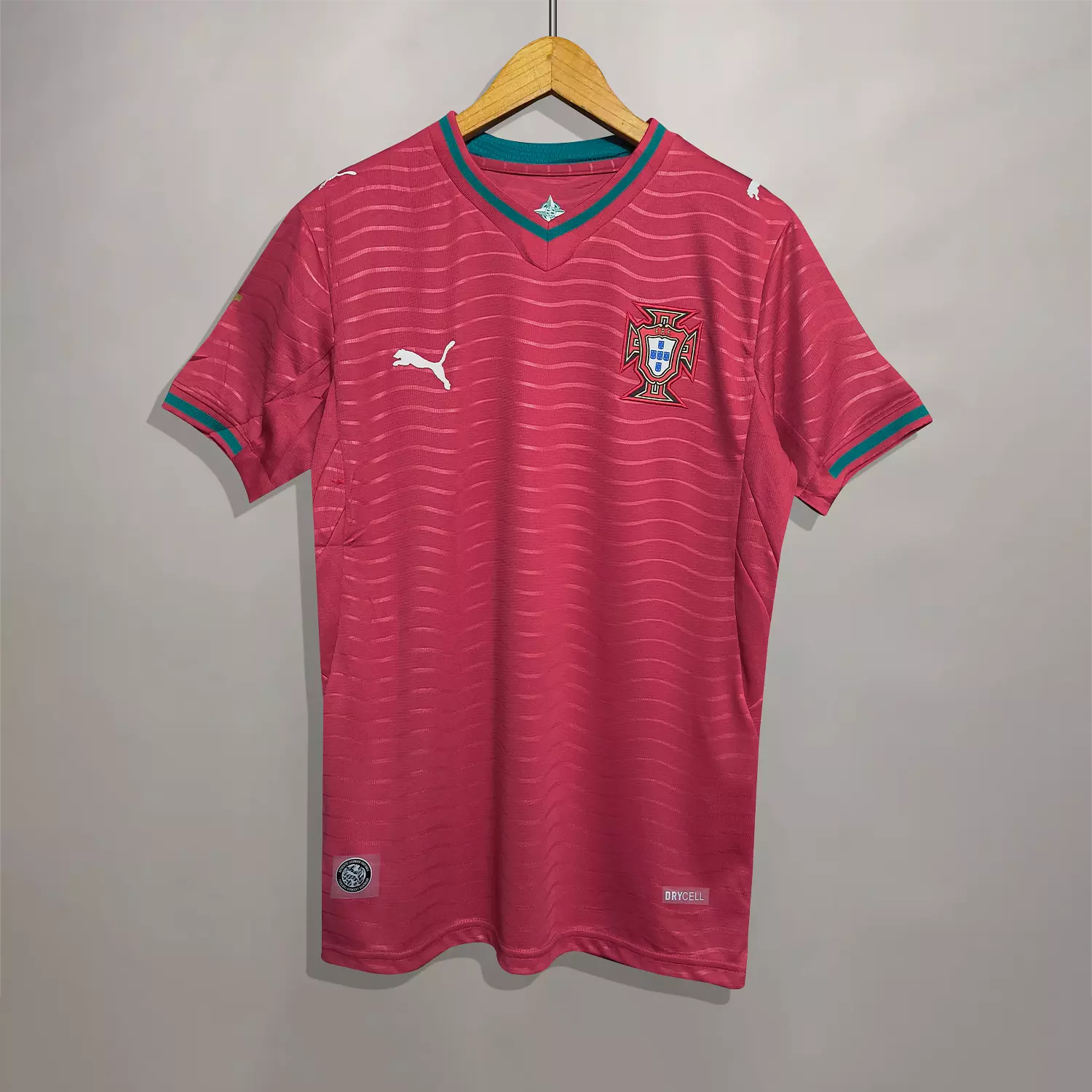 PORTUGAL WORLD CUP 26 FANS - NATIONAL image