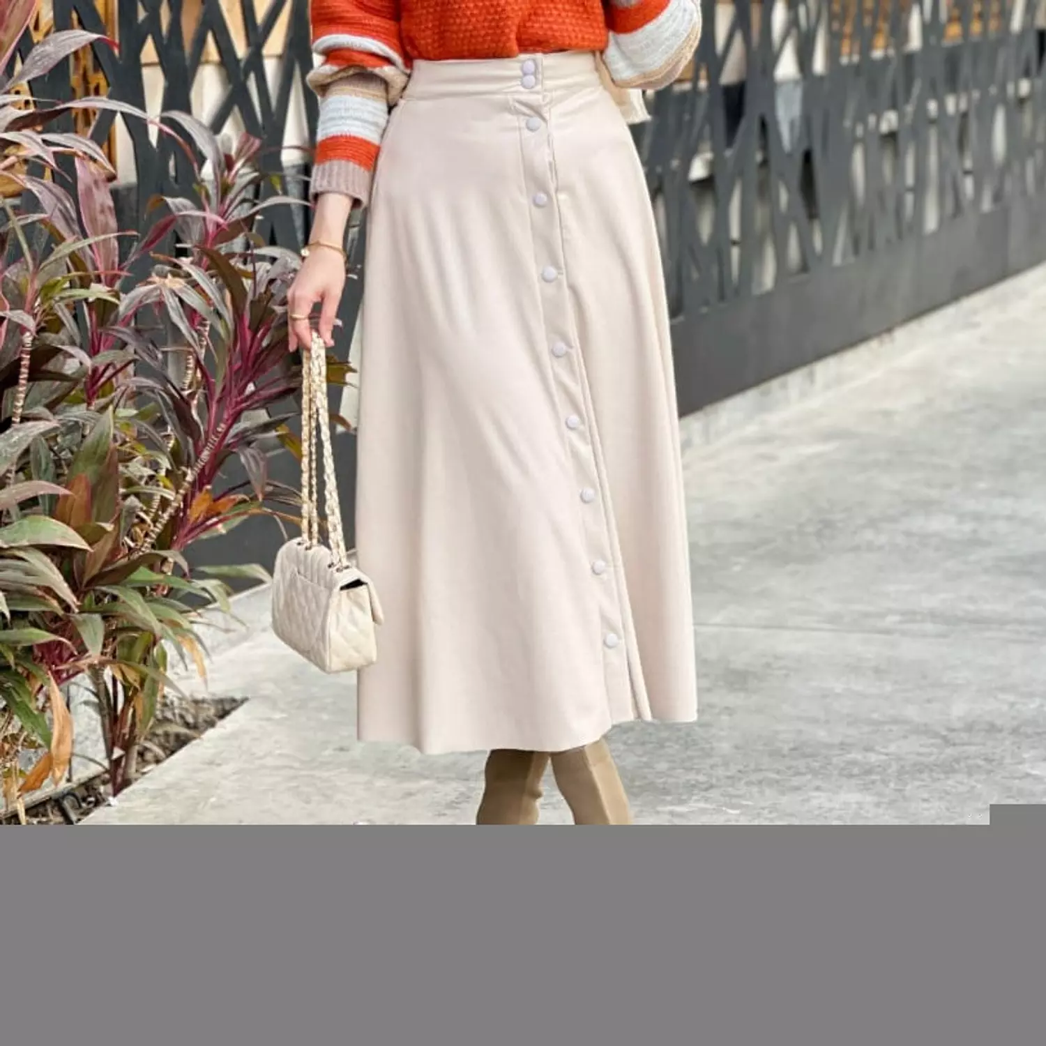 Leather skirt image