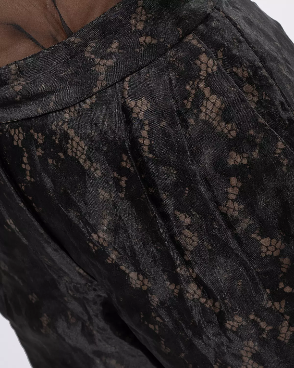 Black and beige lace shorts  4