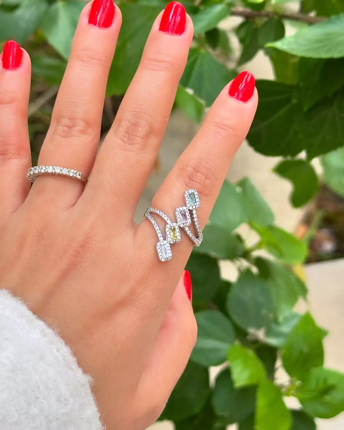 Four Rhinestone Ring  1