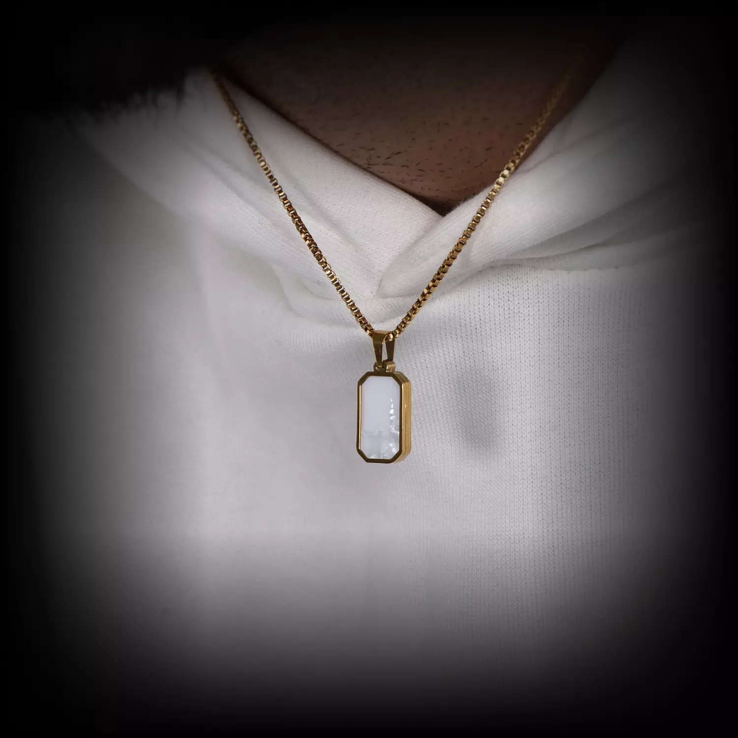 NoirBlanc Necklace 1