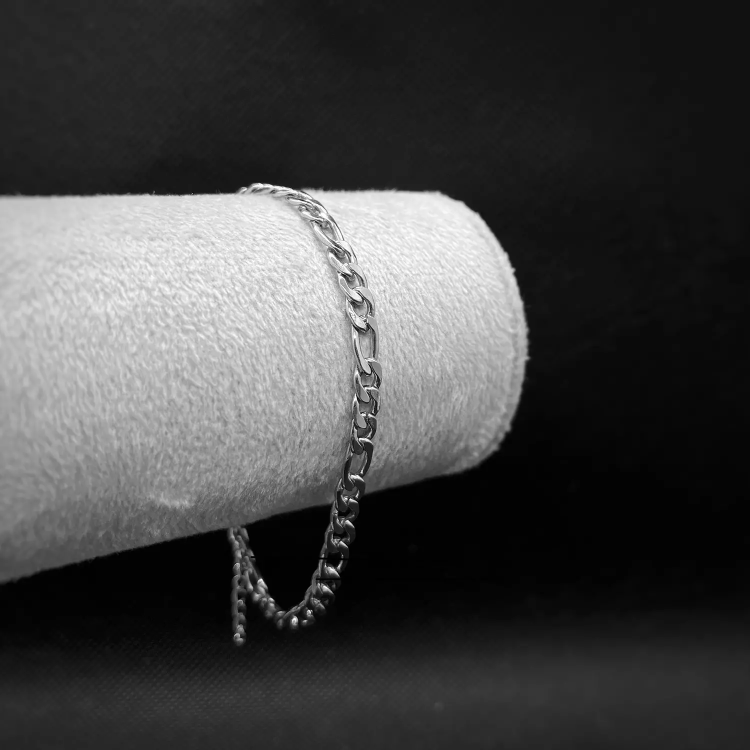 Figaro Link Chain Bracelet 1