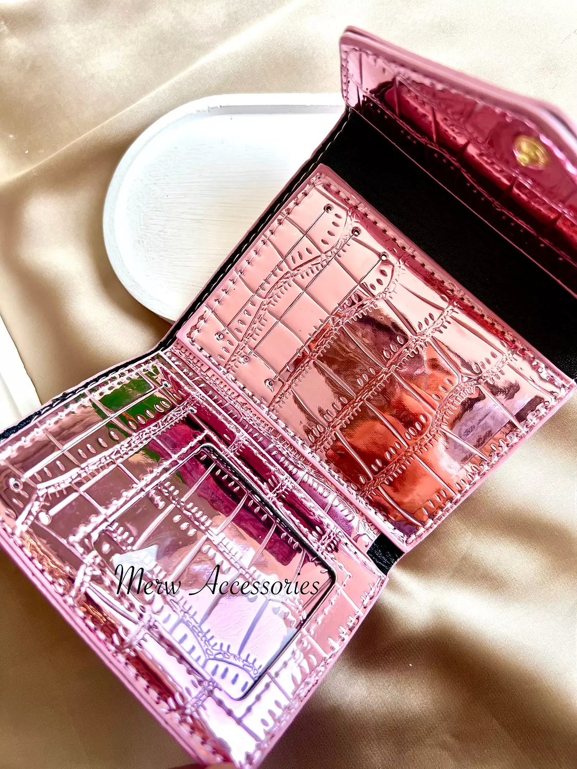 Pink wallet  1