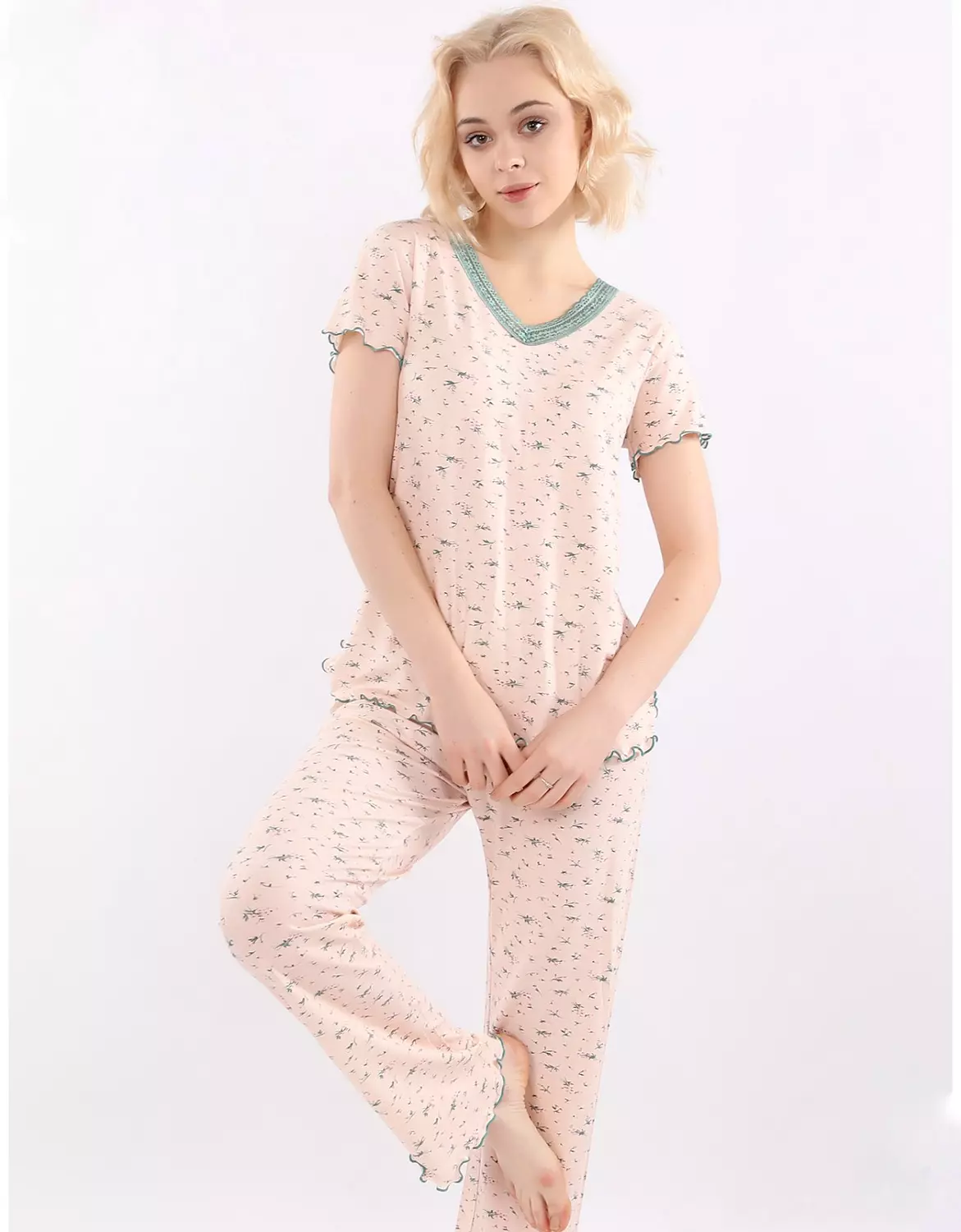 V105 mini flowers pajama set  2