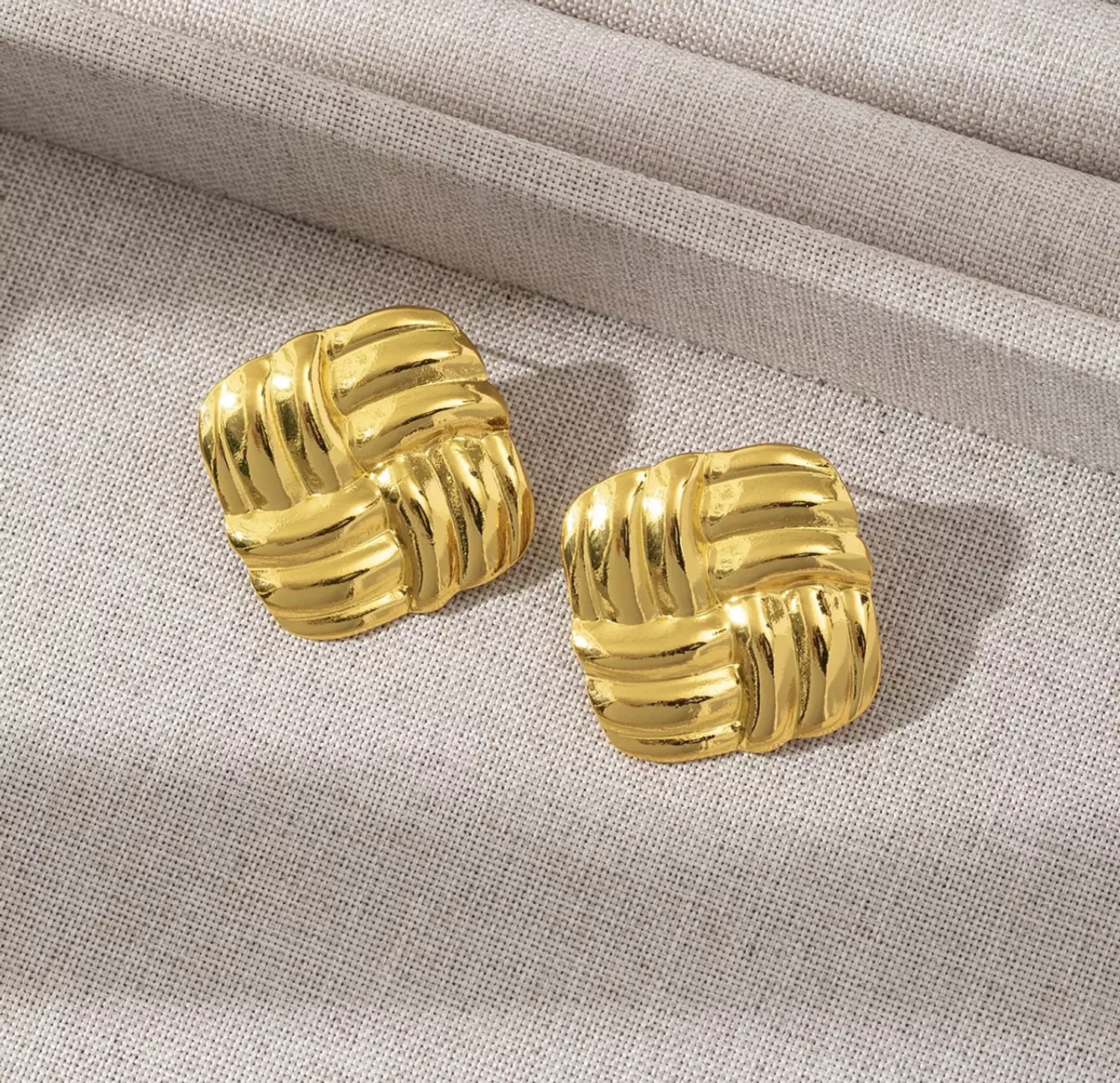 Rounded Zoe Earrings  image