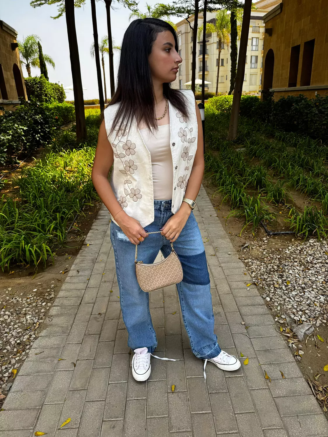 Daisy Dream Button-Down Vest 2