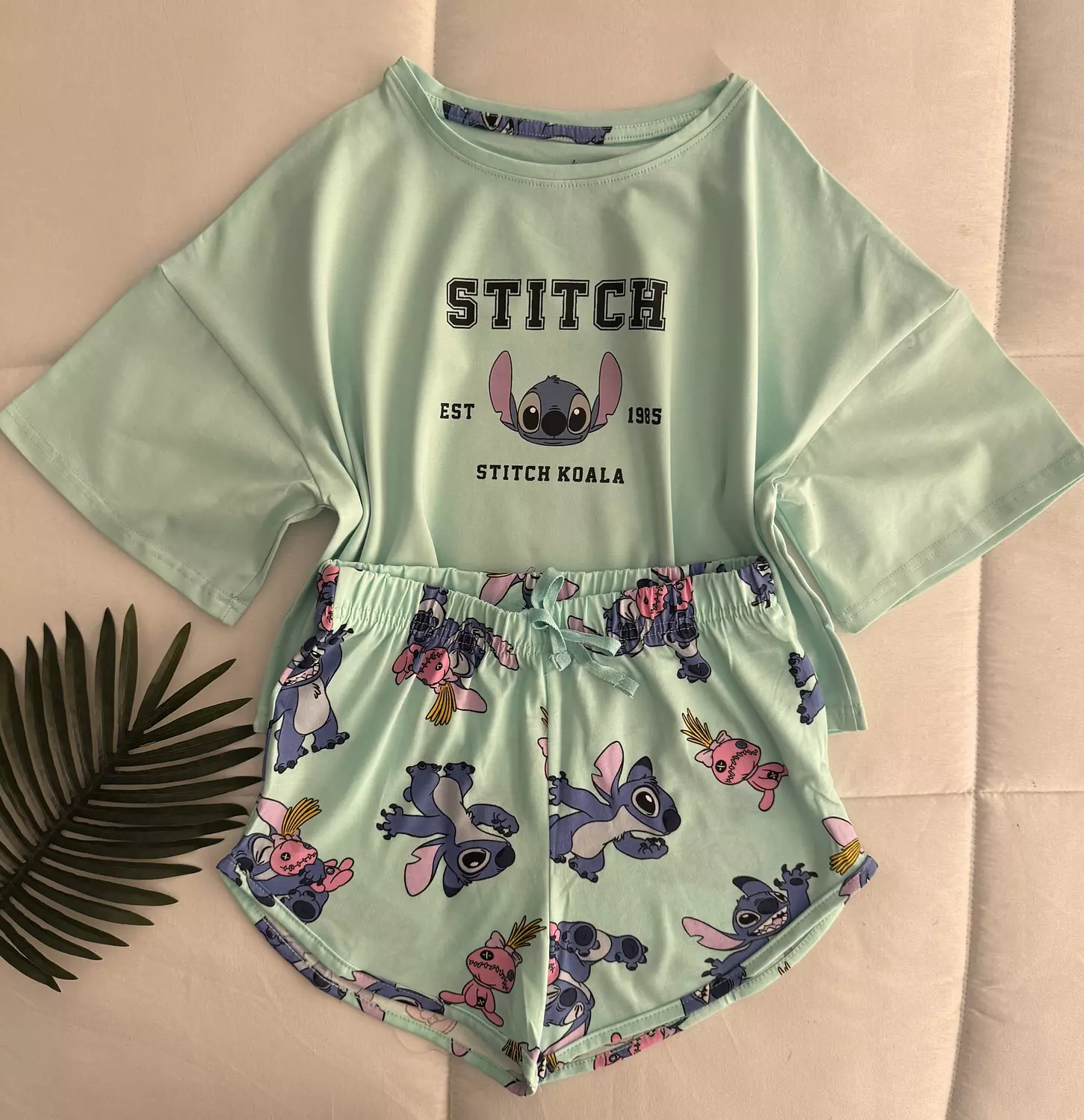 Stitch shorts image