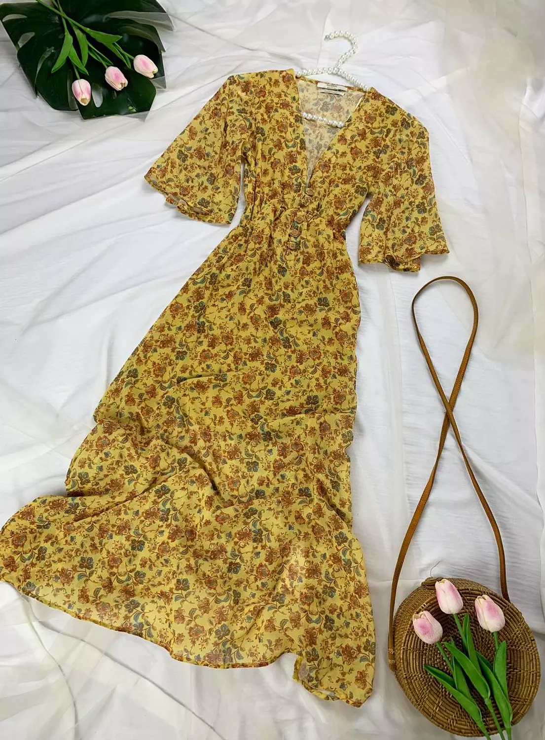 Chiffon floral dress from pull& bear   Size xs to 40:45 k   For. 385 image