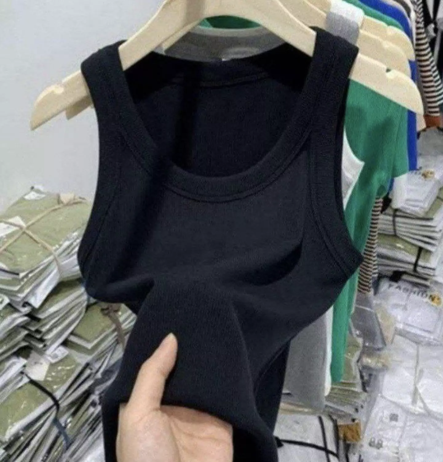 Tank top  7
