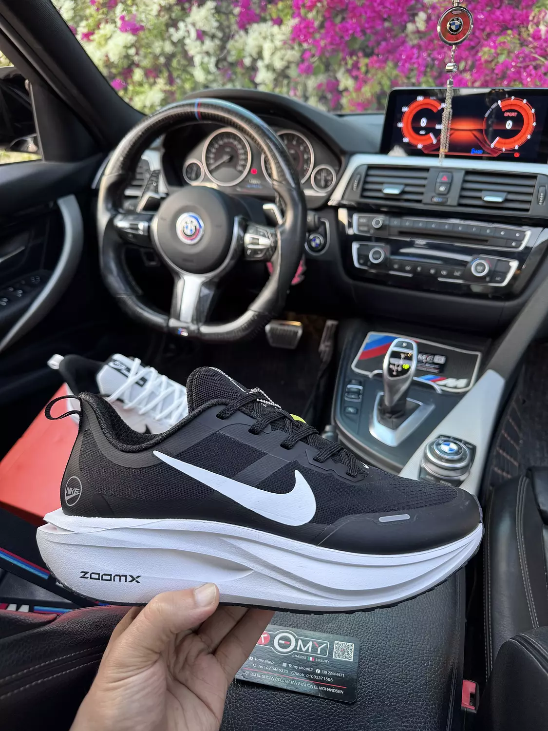 NIKE ZOOMX RUN image