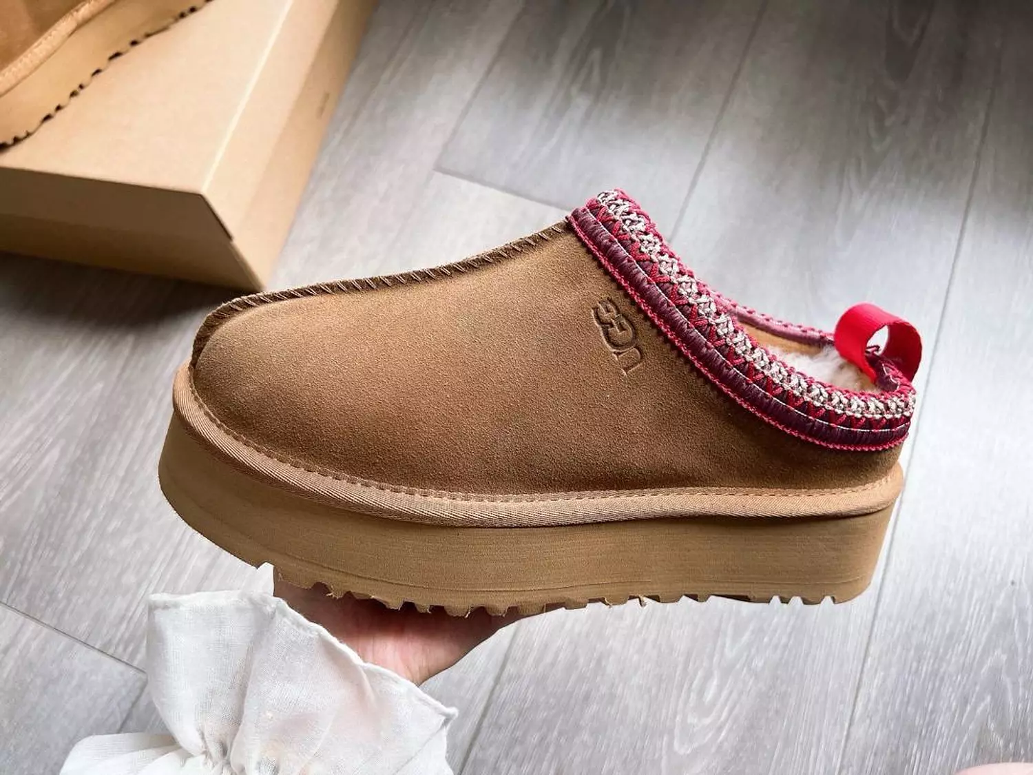 Uggs Tazz Slipper 7