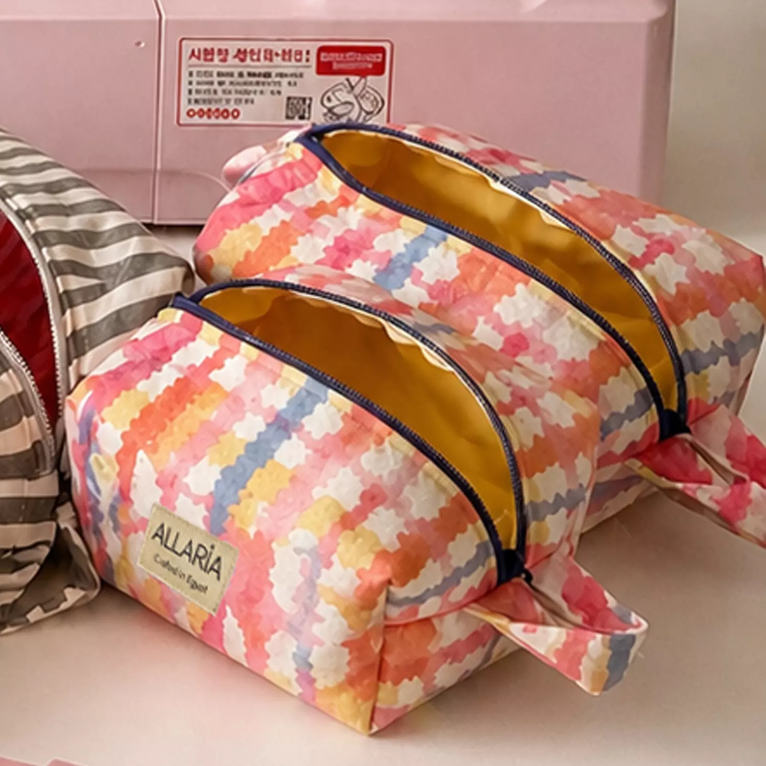 Tie Dye Pouches 3