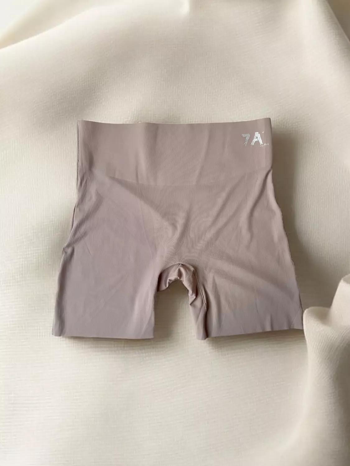 Seamless Shorts 2