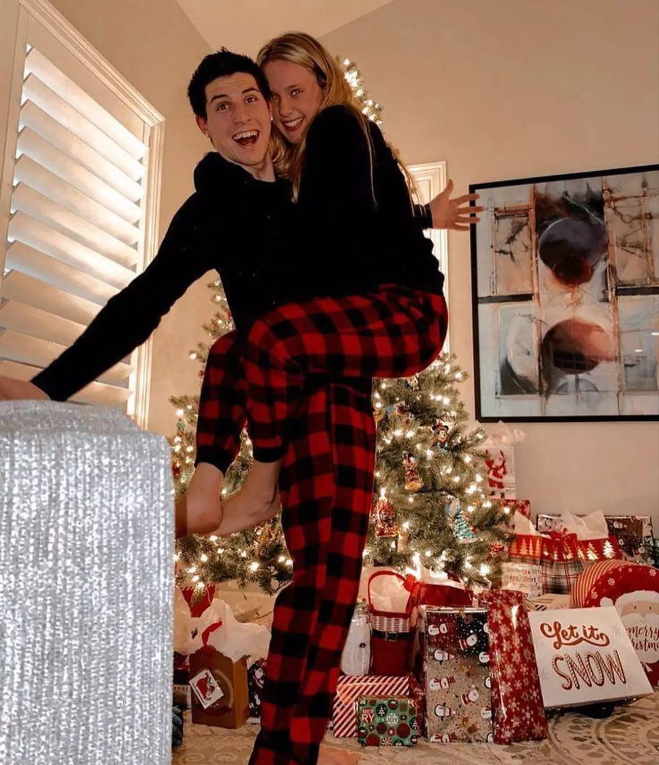 Christmas pants،       بنطلب قطعه واحده فقط بالمقاس وبنكتب القطعه التانيه ف النوتس وبيتم تفعيل العرض تلقائيا hover image