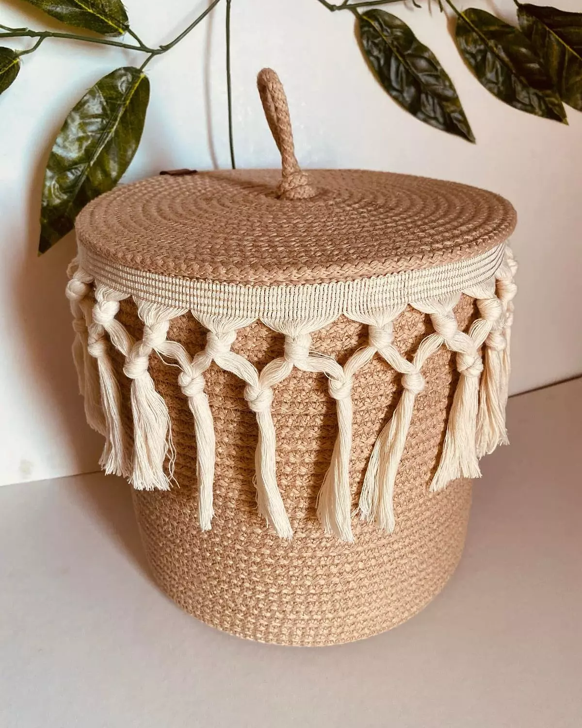 <h3><span style="color: #696953">Baskets »</span></h3>