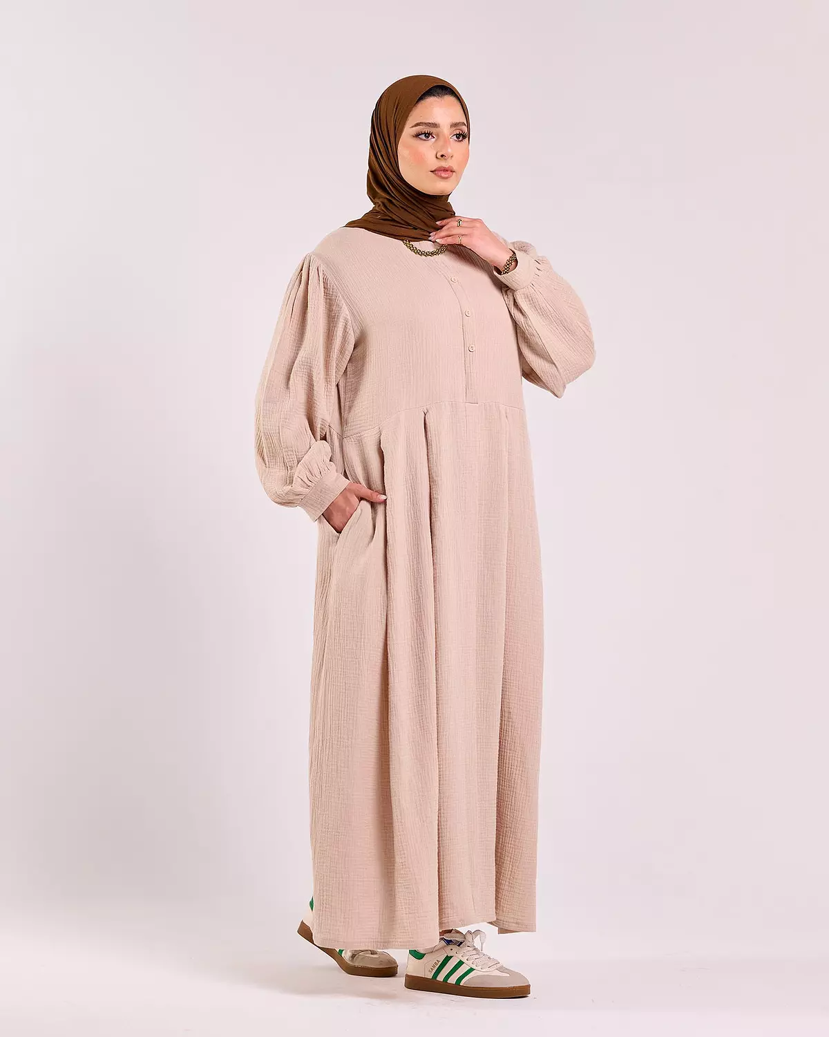 Summer Dress in Beige 3