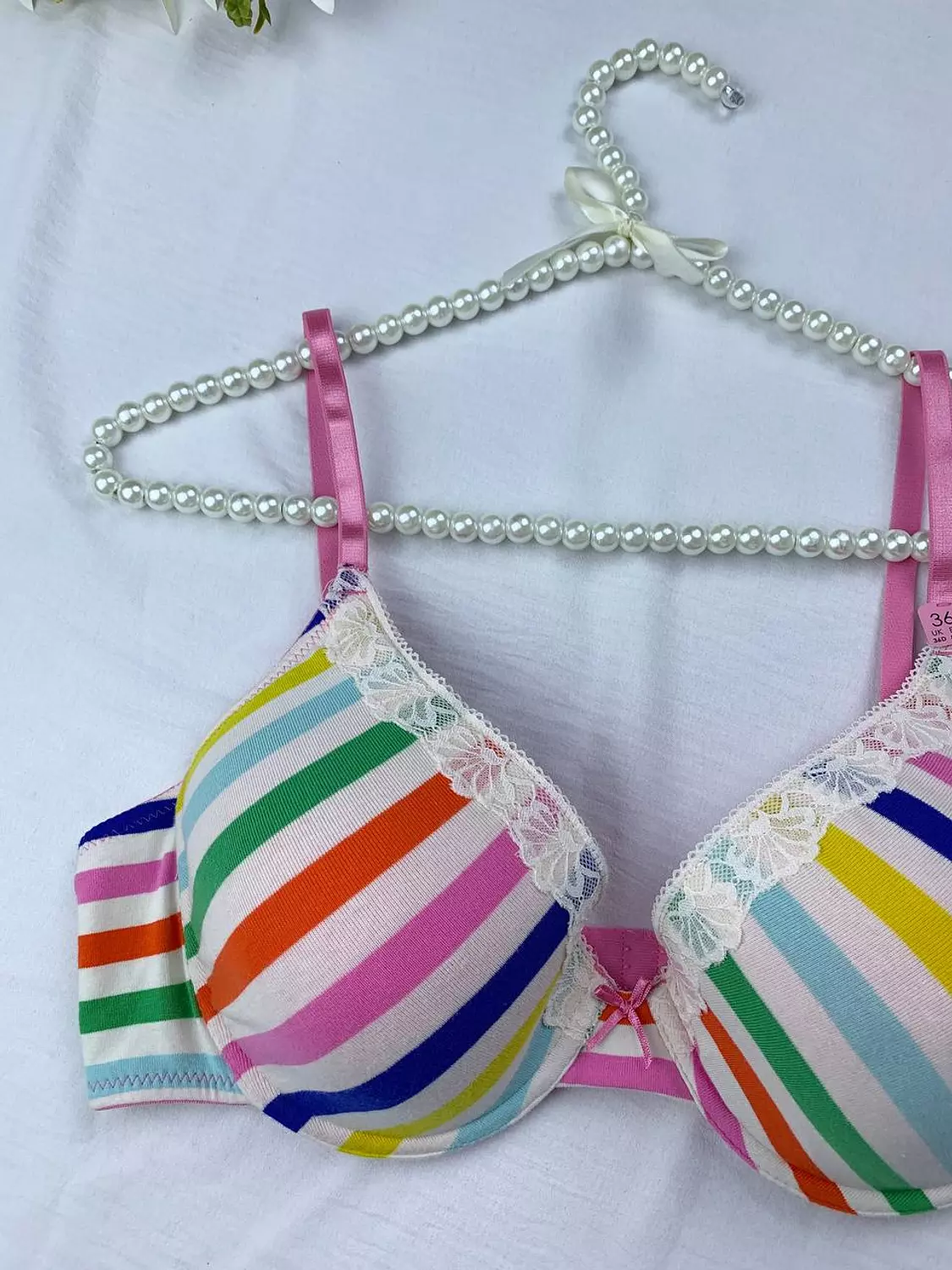 Wired padded bra from splash hover image