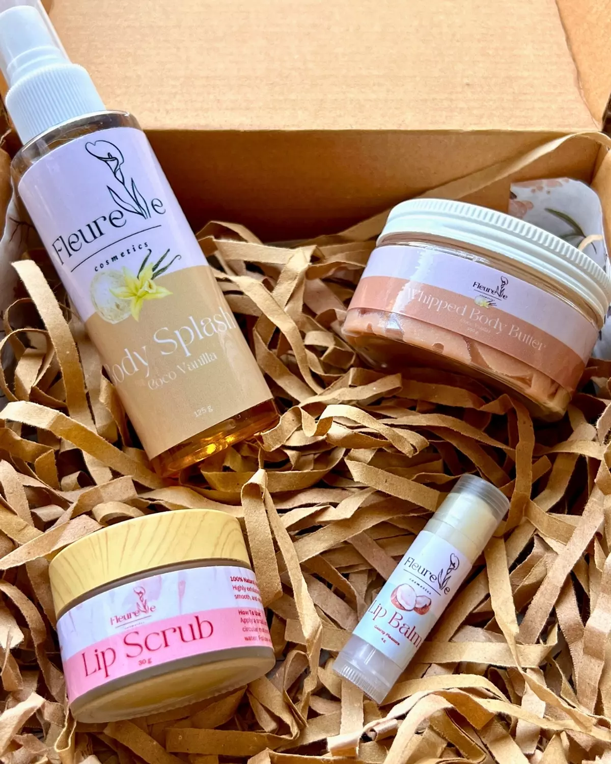 <h4 style="text-align: center"><span style="color: #B21B1B">The Glow-To-Go Bundle</span></h4>