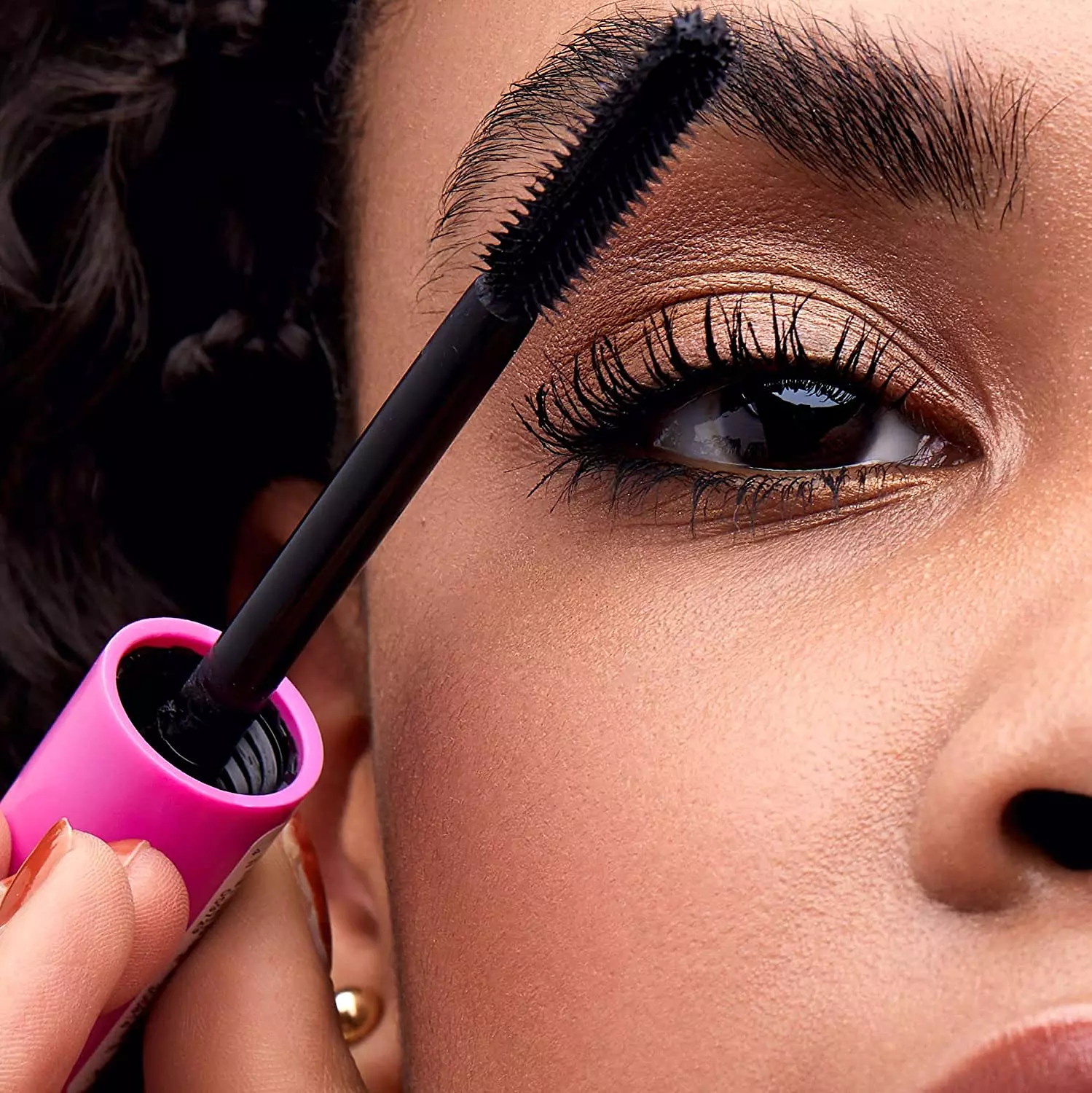 Essence I love Extreme Crazy Volume Mascara - Black 3