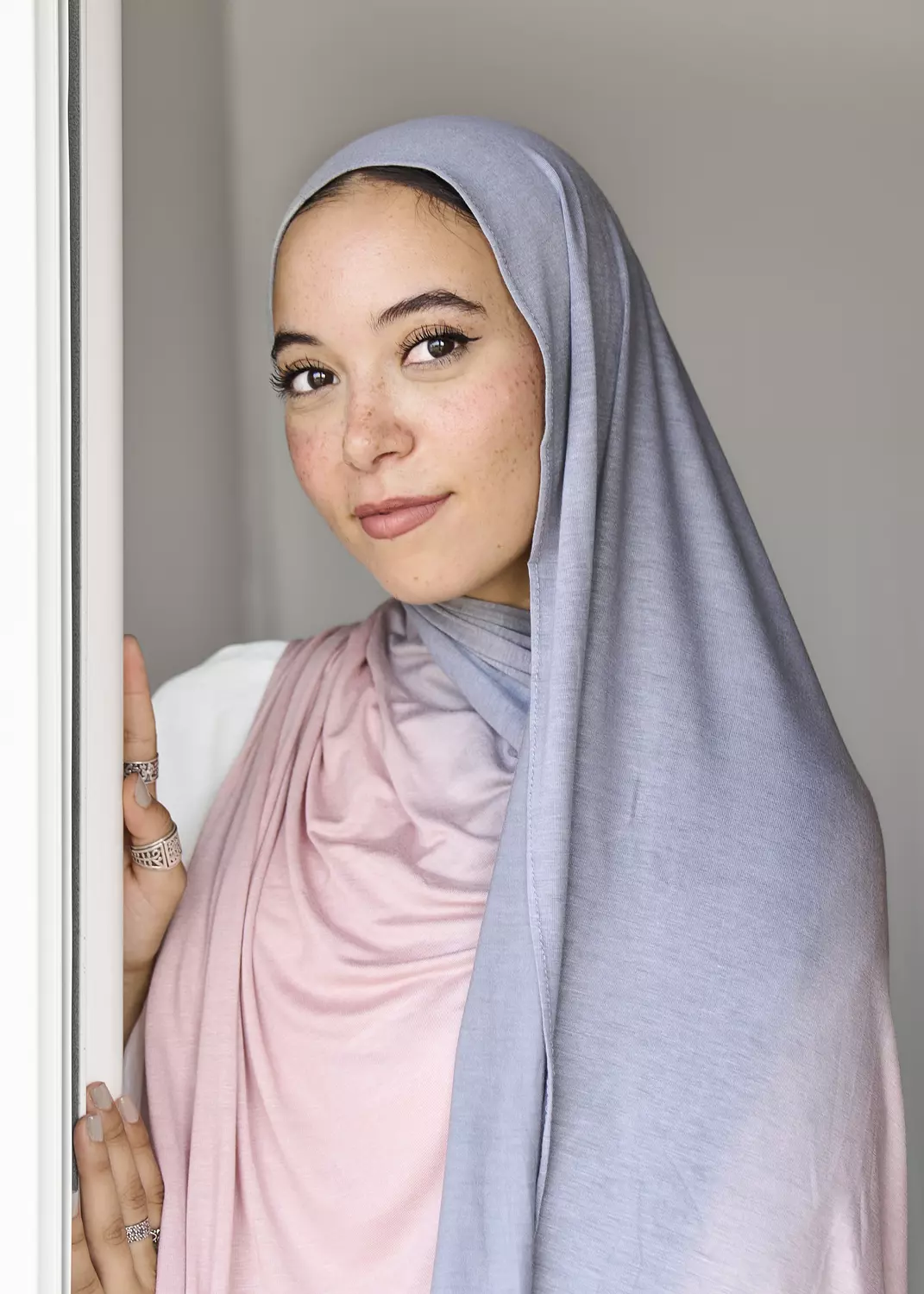 <h4 style="text-align: center"><span style="color: #4D0F2FFF">Ombre Jell</span></h4>