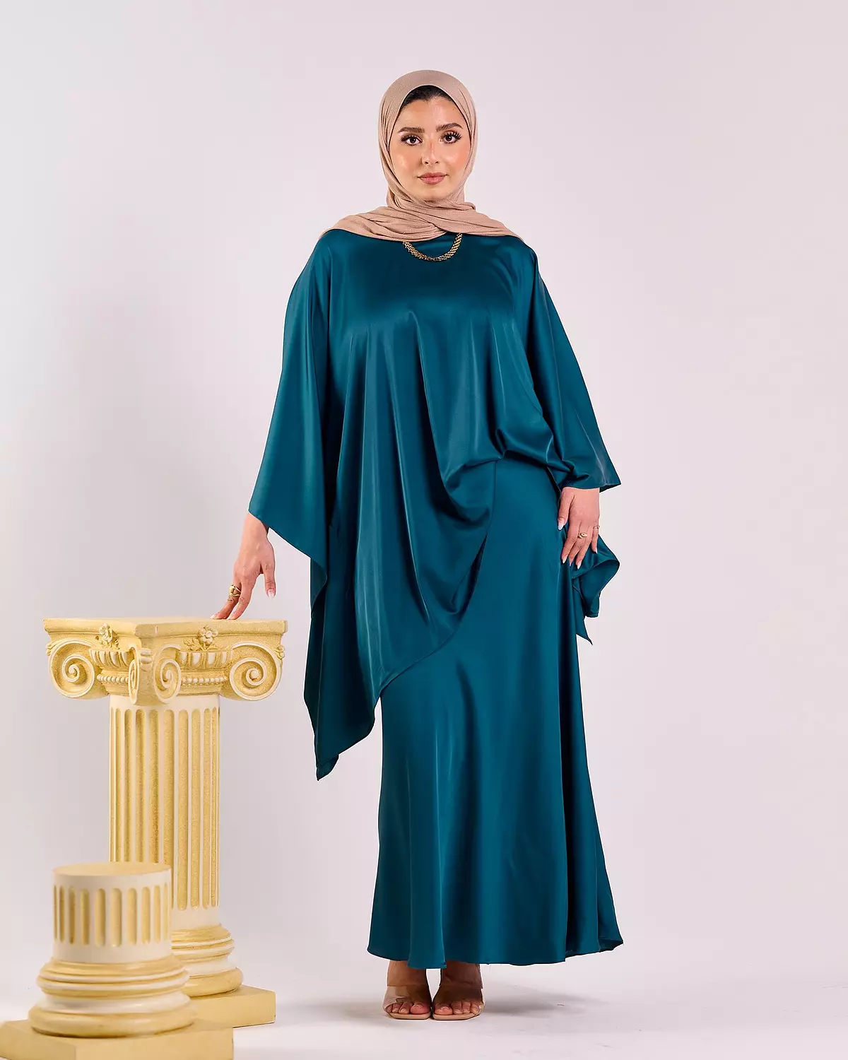 Soiree Suit in petroleum  5