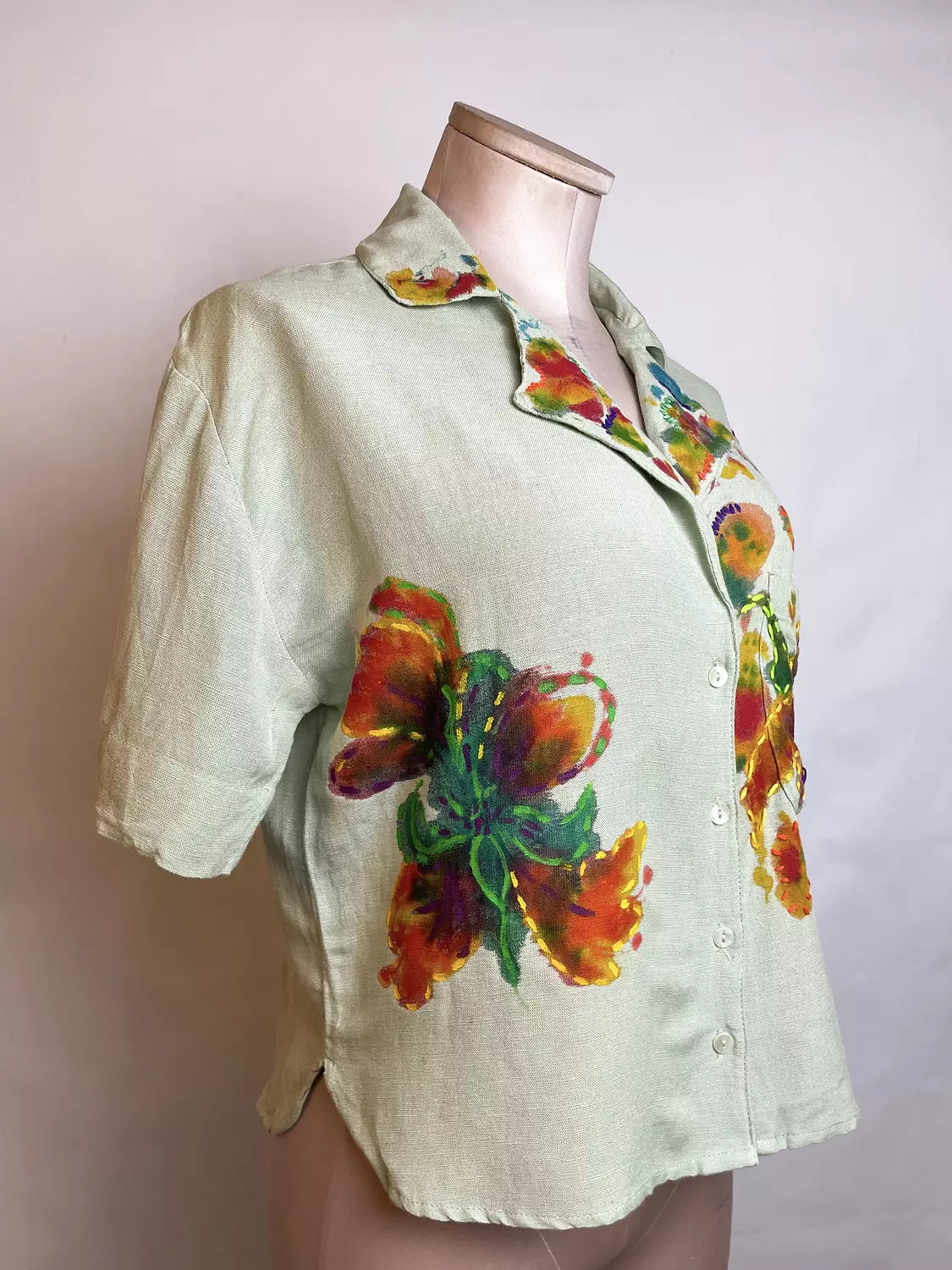 Hand-Painted & embroidered Cropped viscose Blouse 2