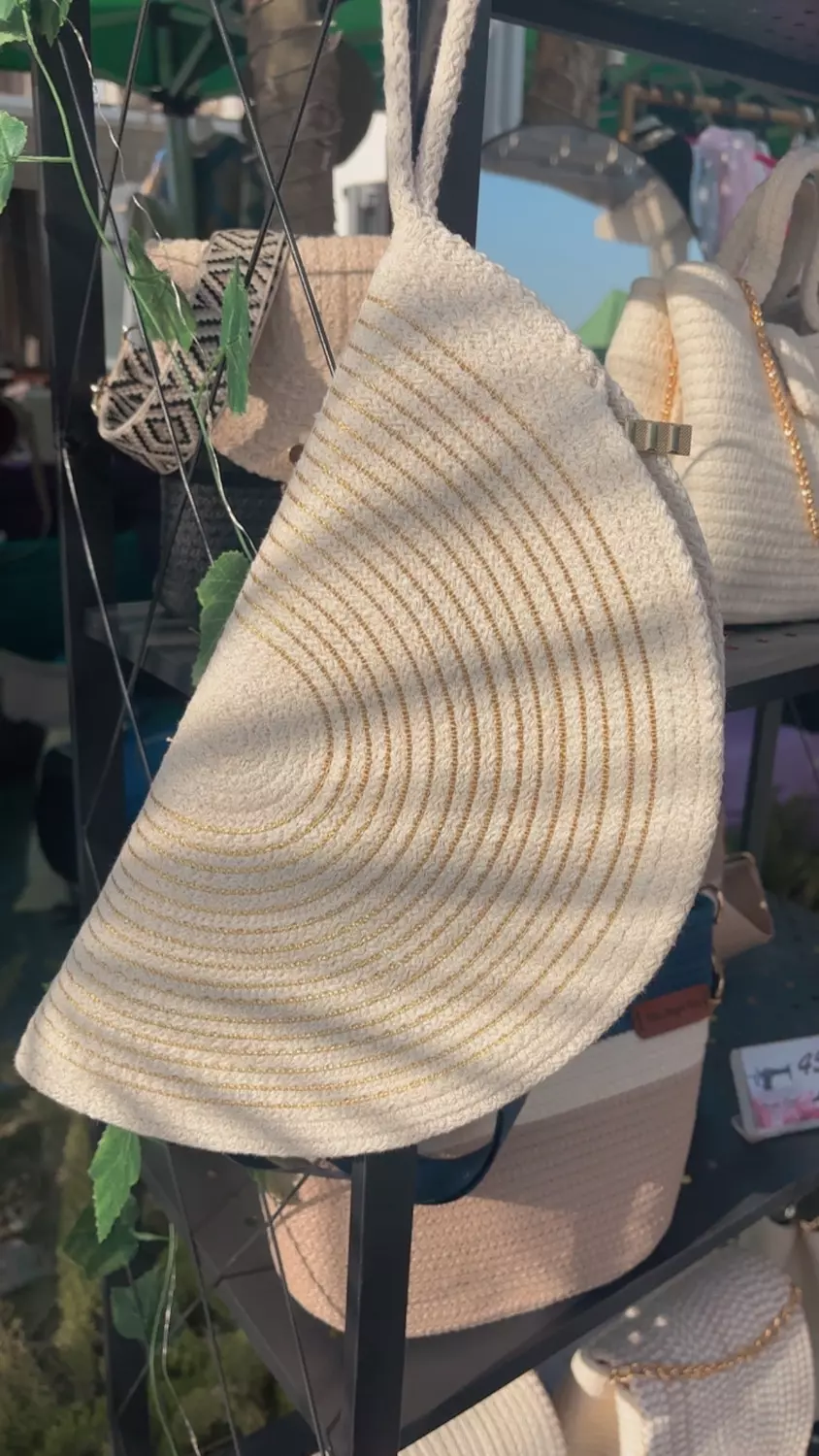 Sun light clutch  image