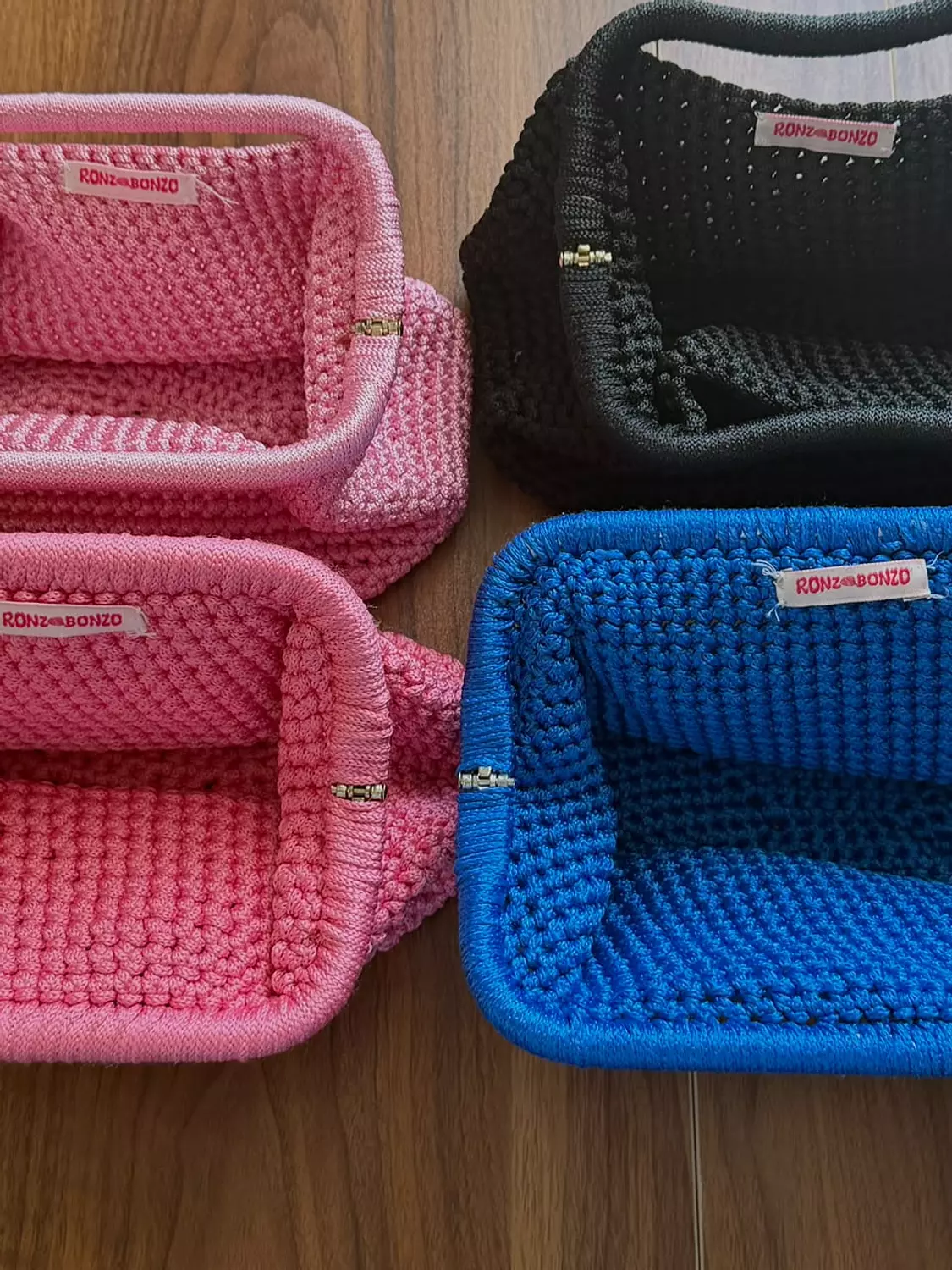 Medium Bubbly Clutch image