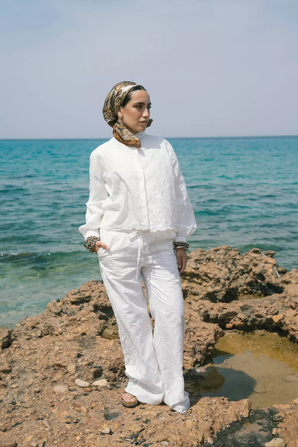 <p style="text-align: center"><span style="color: rgb(141, 128, 112)">White Jacquard Blouse</span></p>