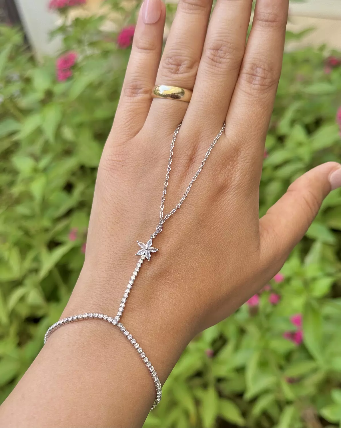 Hand chain 32 image