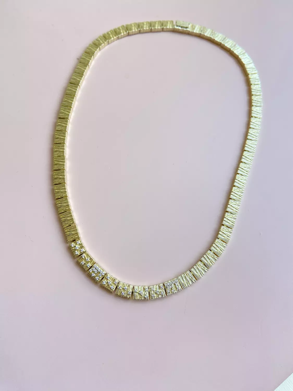 Lunara Necklace 1