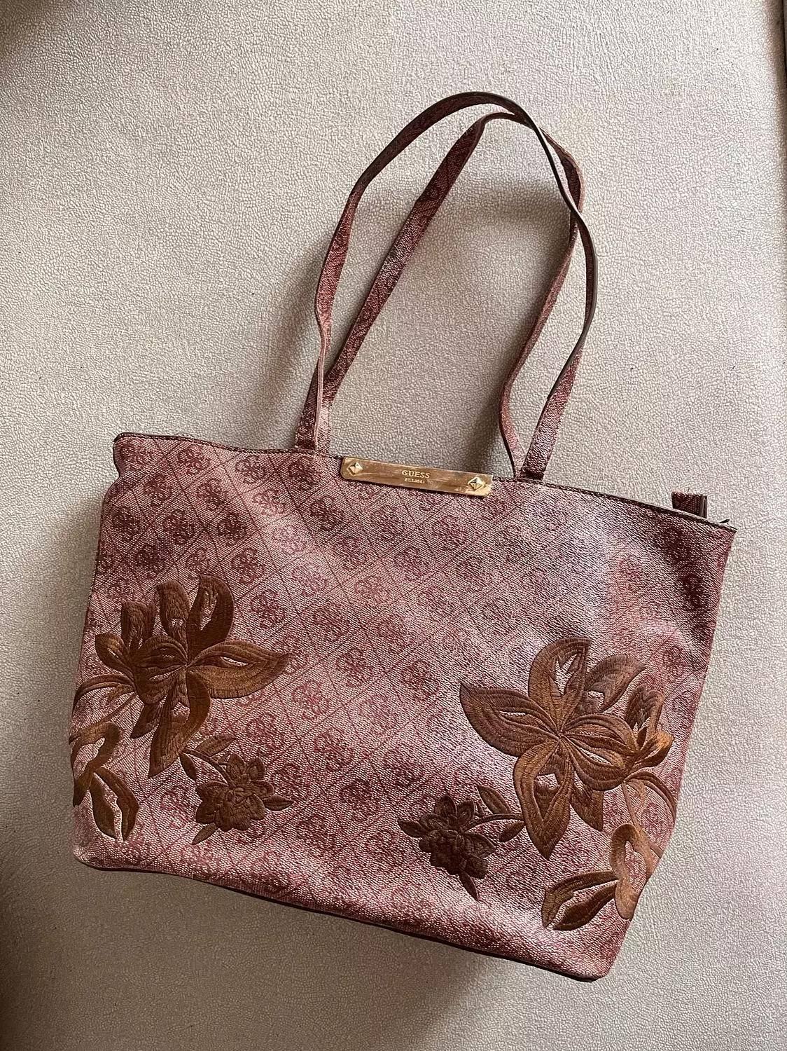 Authentic Guess rare vintage bag hover image