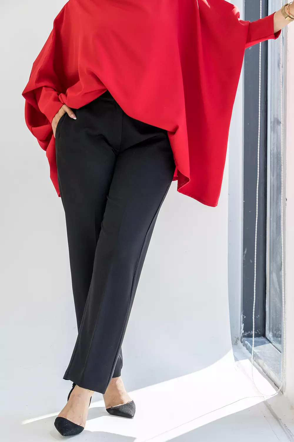 <p><strong>PANTS &amp; SKIRTS</strong></p>