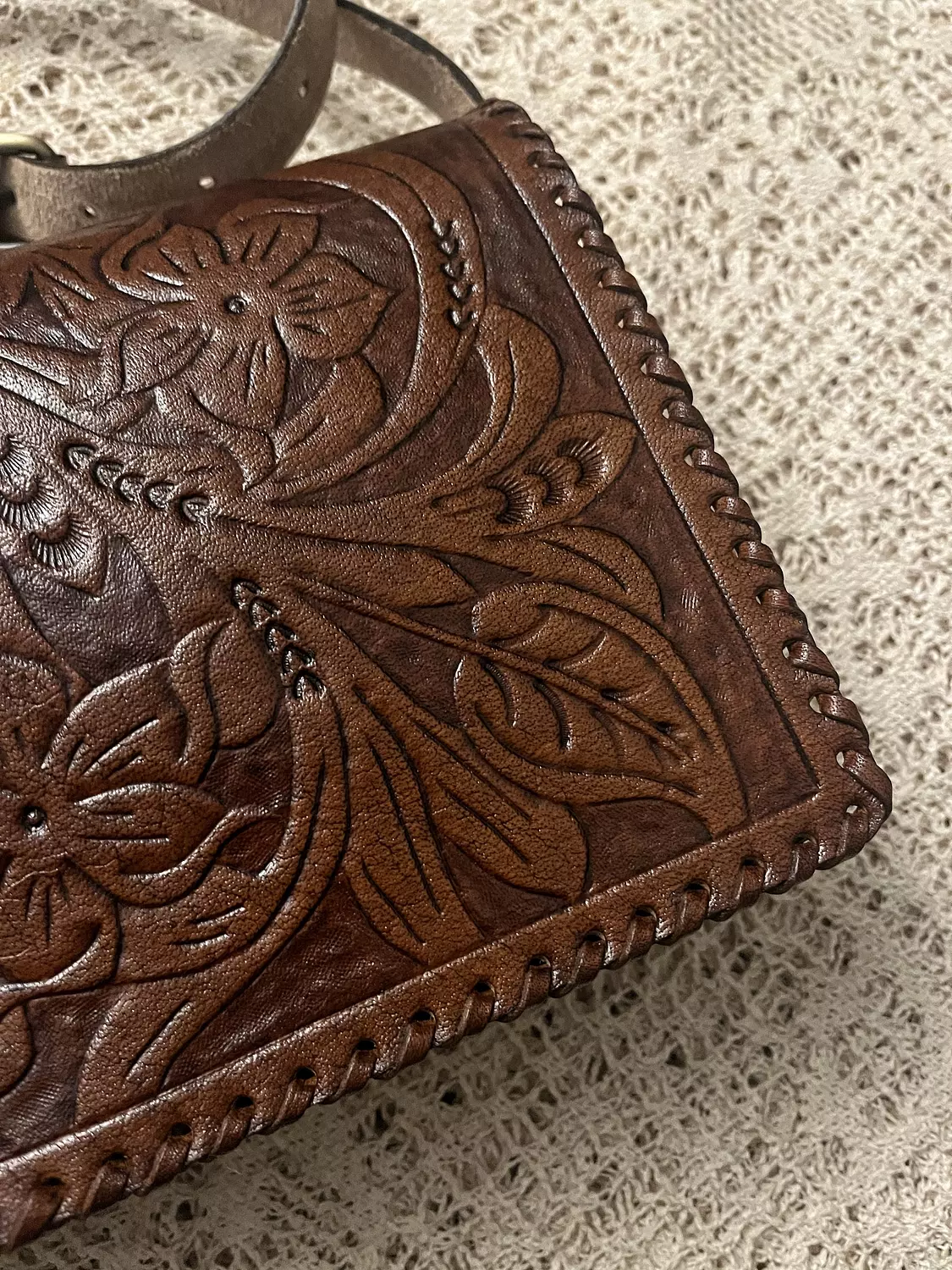 Tooled floral rectangular flap leather bag 6
