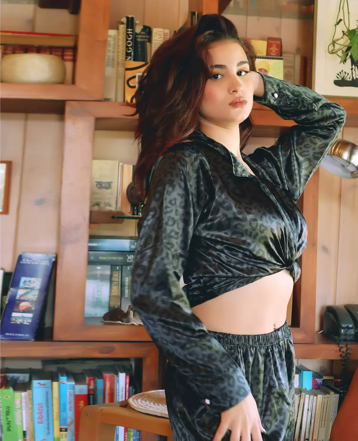 Leopard Satin Twist-Front Lounge 10