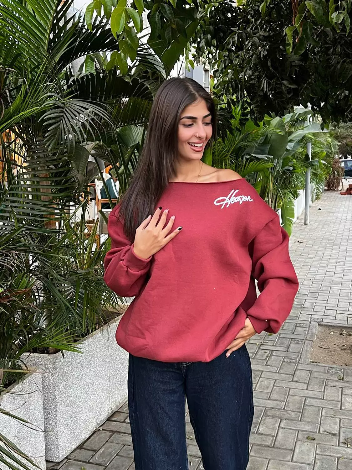 hoodie off shoulder embroidery  5