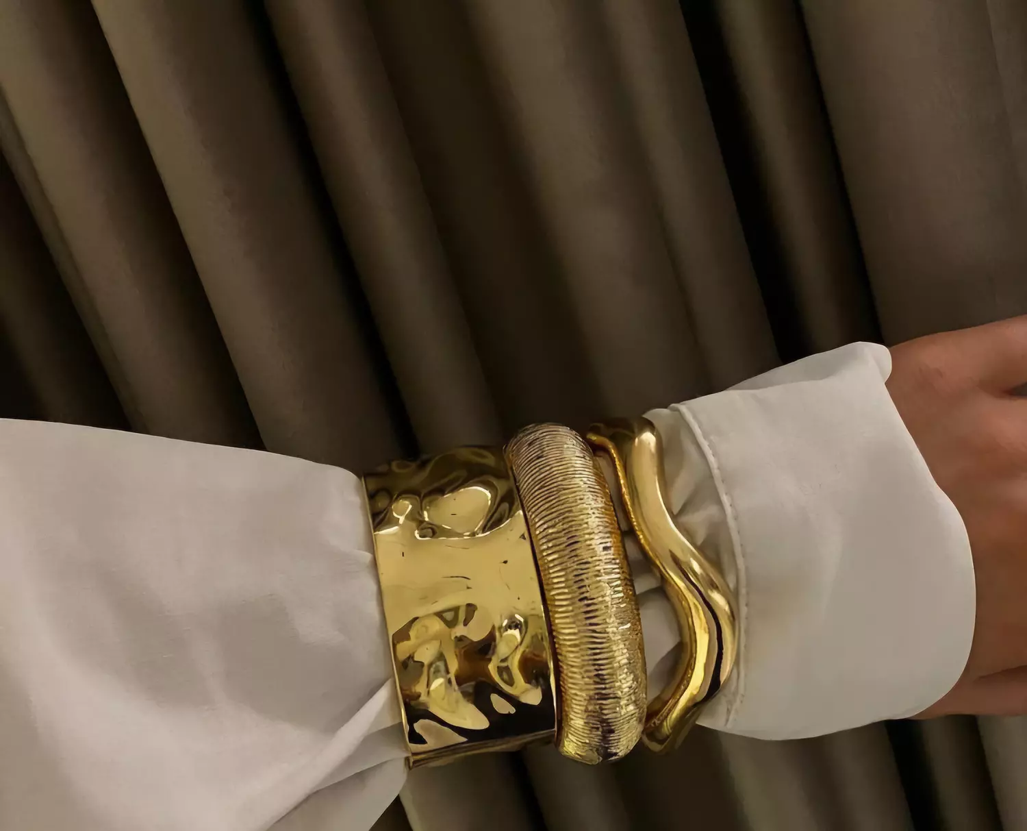Bangle B77 hover image